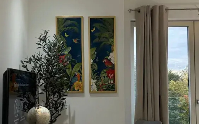 Boutique-style Apartment Near Central London