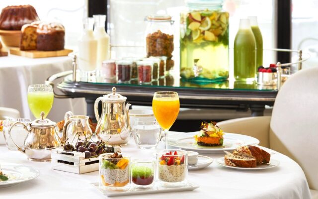 Hotel Plaza Athenee