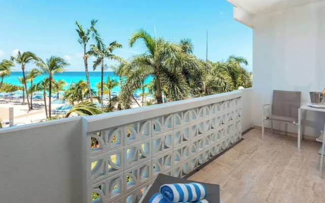 Royal Islander Resort La Plage