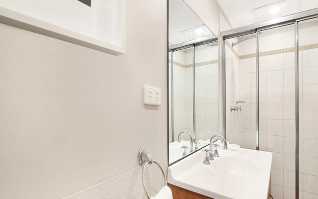 Sydney Airport Suites