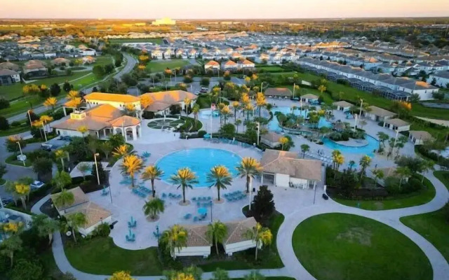 Coastal Paradise 8BR Disney Villa