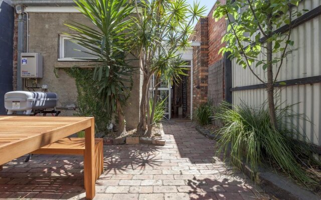 Boutique Stays - Gladstone Cottage, South Melbourne