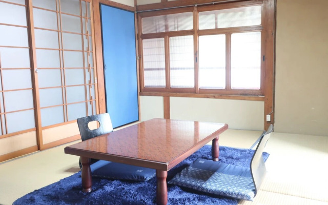 Naru. Guest House
