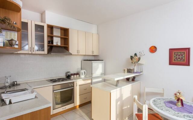 Apartment Ratac - sea front