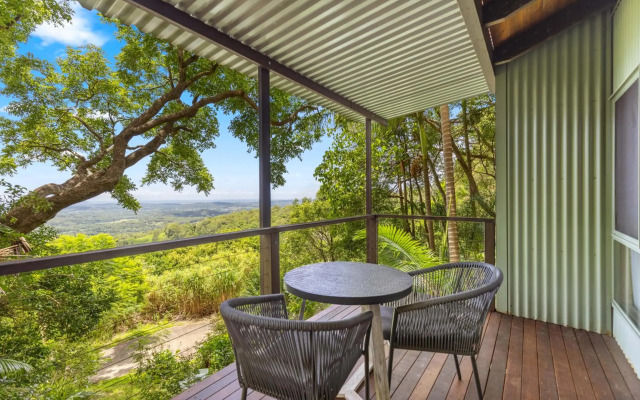 Treetops Seaview Montville