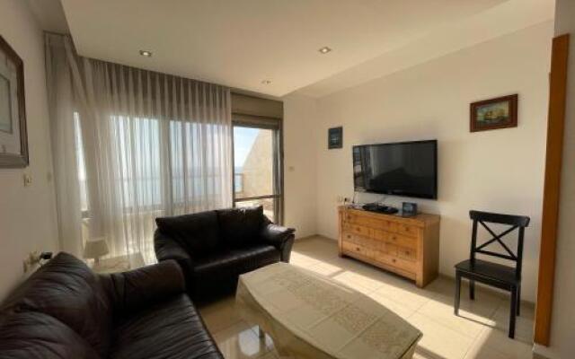 Netanya Dreams Luxury Apt.W02