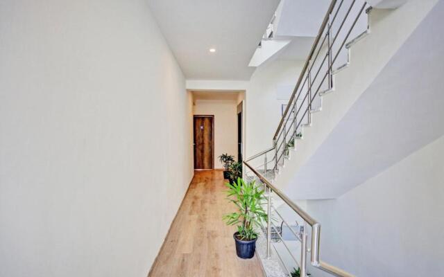 OYO Townhouse 1101 Birdhouse South City Near Omaxe Gurgaon Mall