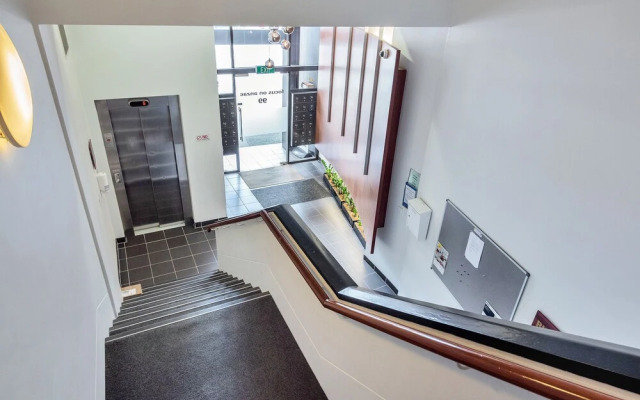 Awesome Cool Beachy 2BR CBD Gem Wifi