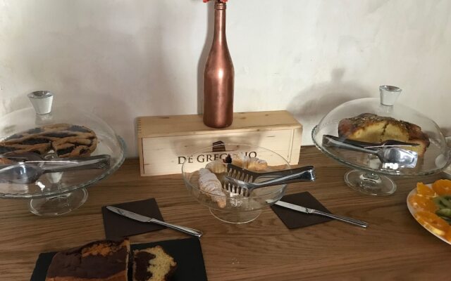 De Gregorio Suites