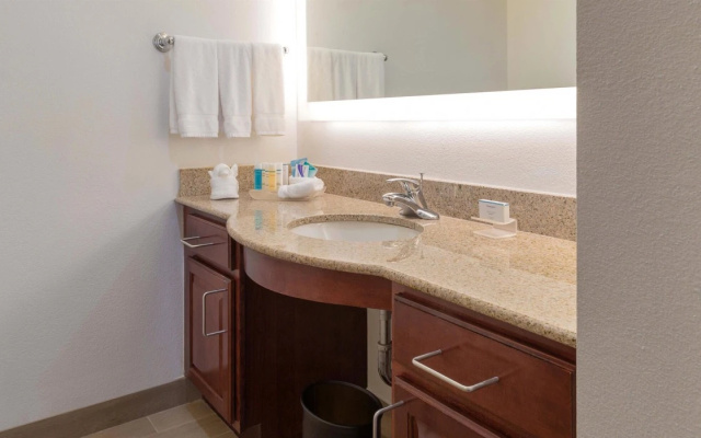Homewood Suites by Hilton Miami Airport West
