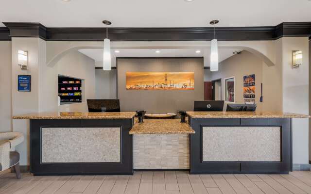 Best Western South Plains Inn & Suites