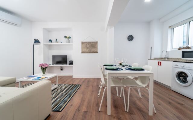 Praça Velha Apartments