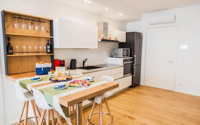 Calabona's promenade apartment