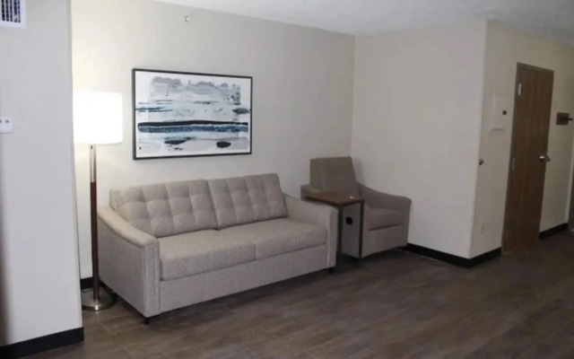 Candlewood Suites Southfield - Detroit by IHG