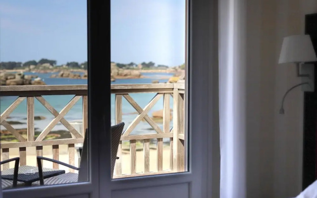 Logis Hôtel Saint-Guirec et de la Plage