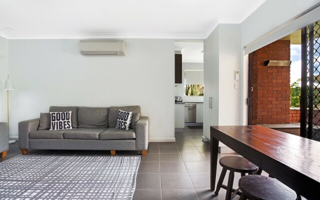 Amanda Court, Unit 2/1 Weatherly Close