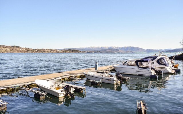 Beautiful Home in Valestrandsfossen With Wifi and 3 Bedrooms