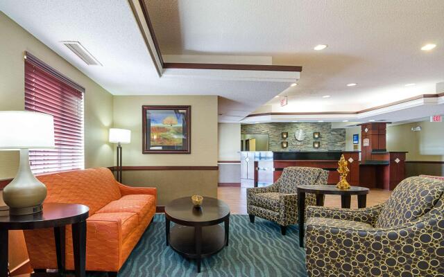 Comfort Inn & Suites