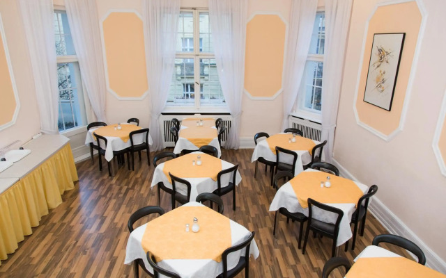 Hotel Castell
