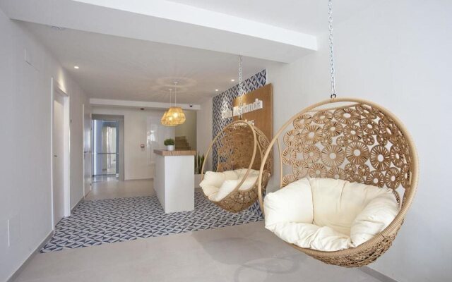 BJ Cala Morlanda Estudios