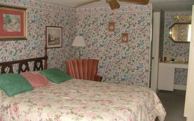 Thee Hubbell House