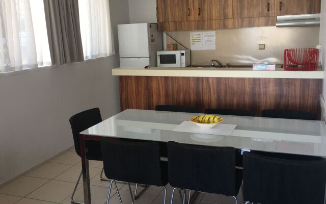 Merrima Court Holidays