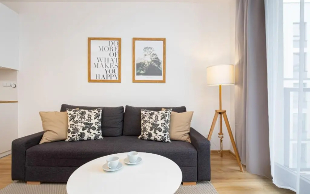 Apartment Varsovia Kasprzaka by Renters