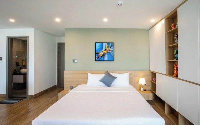 FIRST Studio Hotel Da Nang