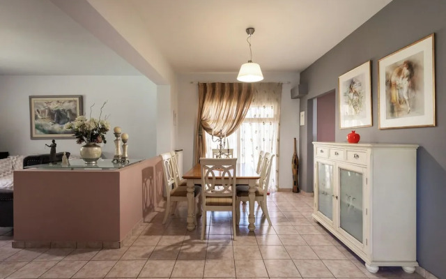 Villa Aristotle