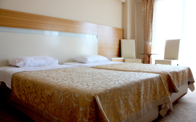 Hotel Mendos 