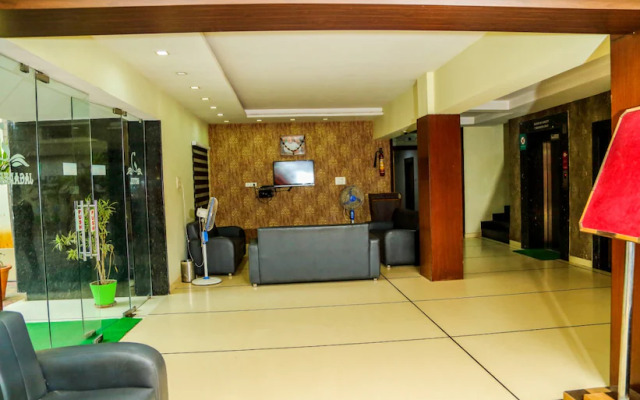 Hotel Golden Tree