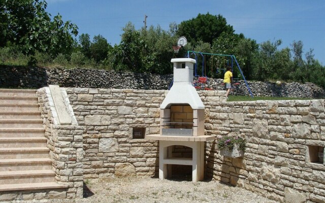 Stunning Apartment in Rakalj With 1 Bedrooms and Wifi