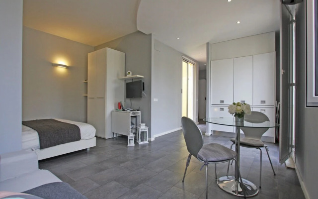 Travel & Stay - Sforza