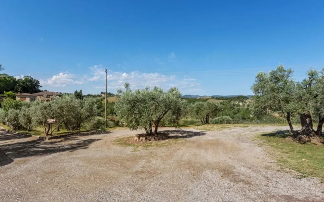 Lavish Holiday Home in Volterra With Pool