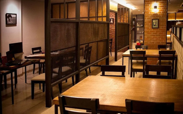 Koregon Hotel