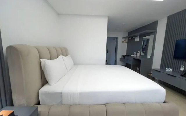 The Clover Hotel Angeles City
