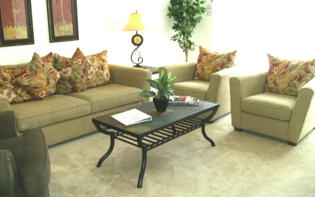 4 Bedroom Value Plus Home With Private Pool