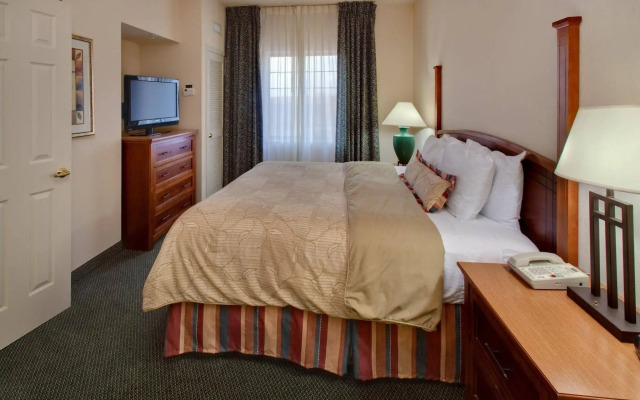 Staybridge Suites Chicago-Oakbrook Terrace by IHG