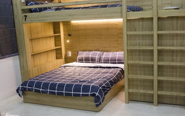 Mis Hostel