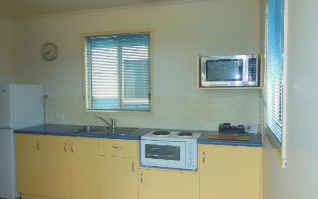 Waters Edge Holiday Park