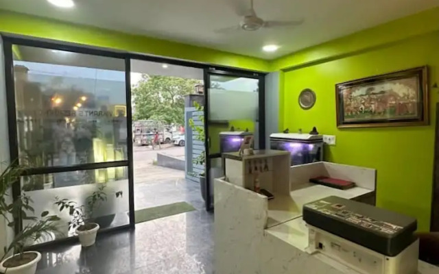 V Rooms