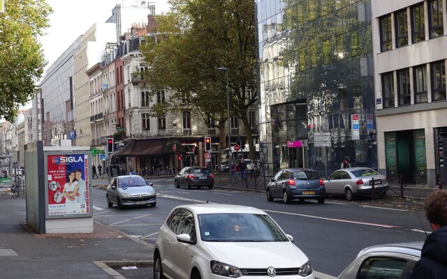 Nationale AppartHotel