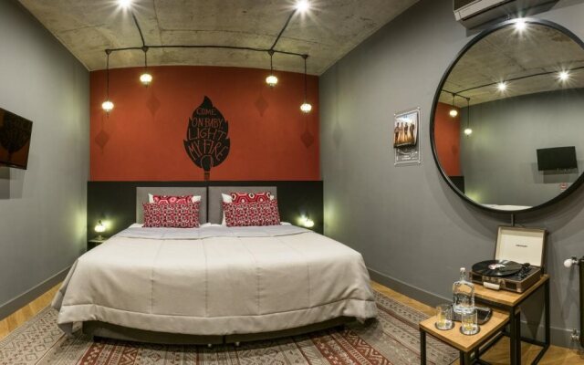 Design hotel Rooms & Rumors