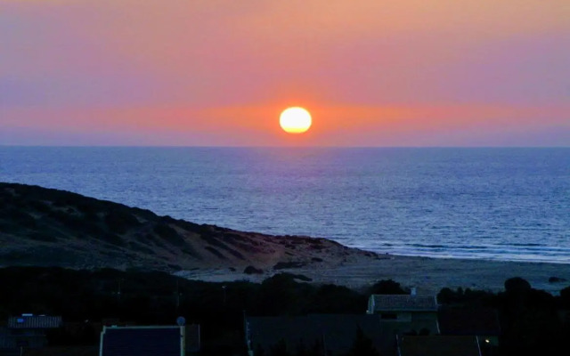 Ramat Poleg, walk to beach