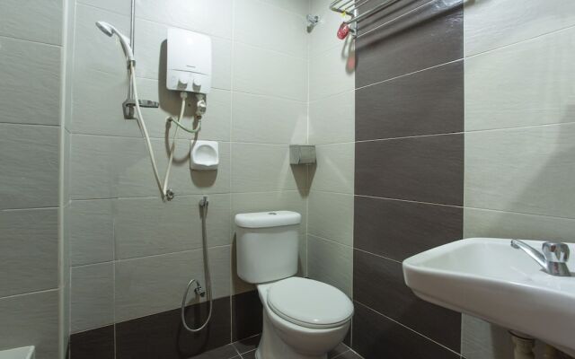 OYO 90160 Kl City Lodge