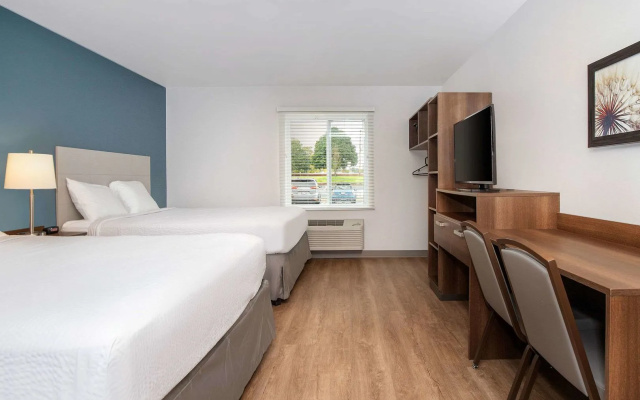 WoodSpring Suites Carol Stream - Chicago
