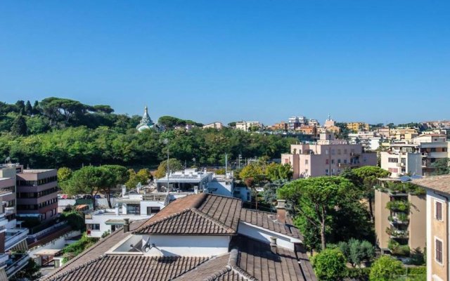 Bloom Hotel Rome