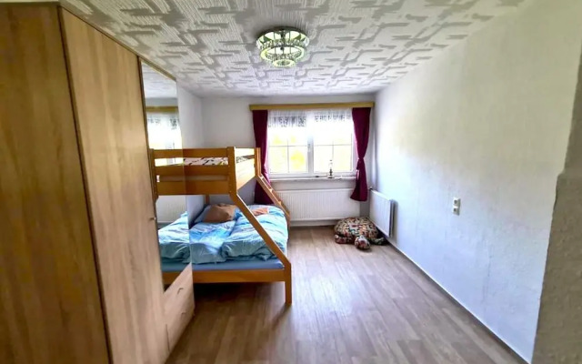 Ferienhaus in Barenstein bei Grunen Hugeln