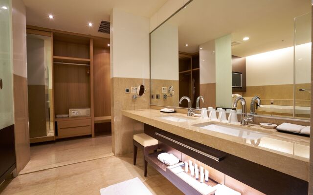 Taipung Suites