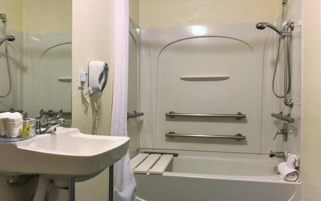 Savannah Suites - Westminster